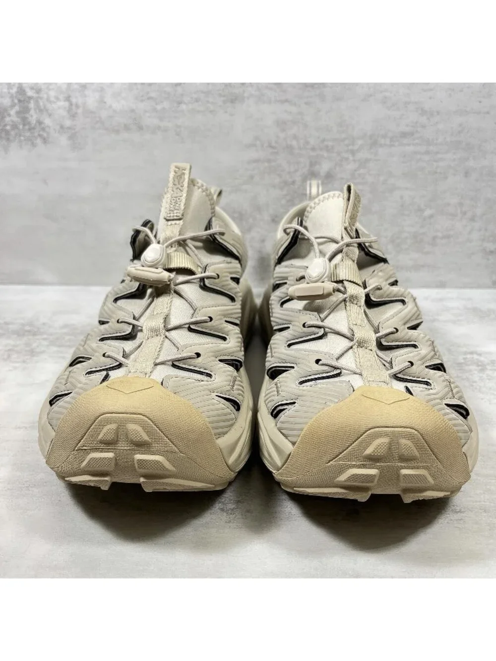 Hoka one hopara